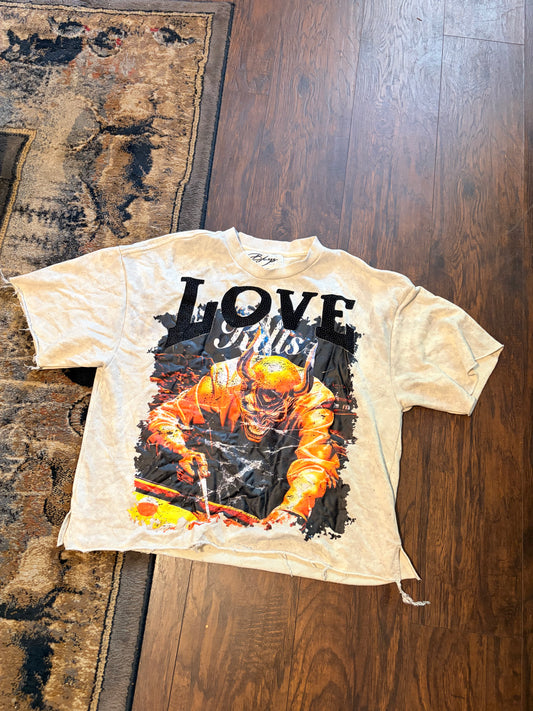 “Love Kills” T-Shirt
